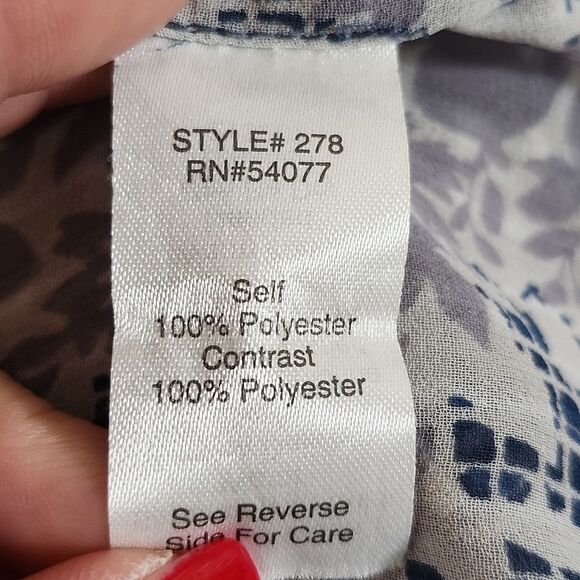 CAbi Style #278 Printed Stitch Placket Floral V-neck Blouse Top, M - Picture 7 of 8